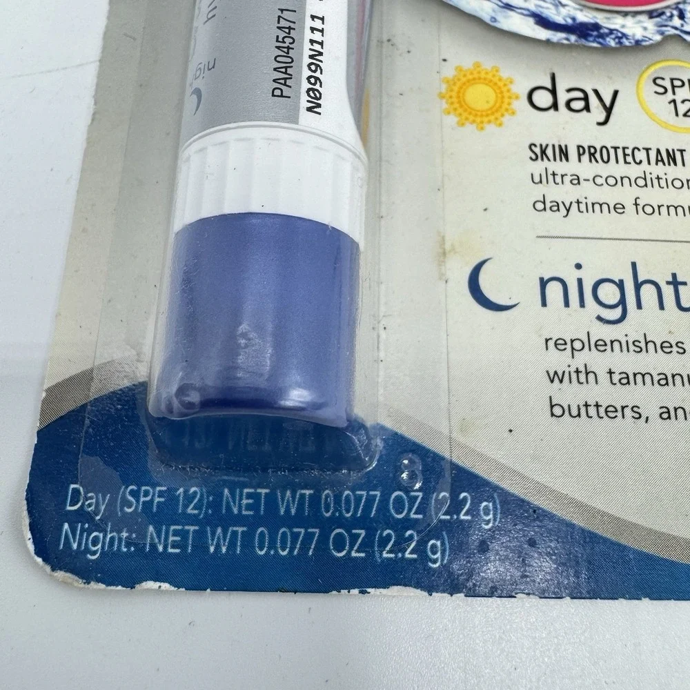 ChapStick Hydration Lock 24 Hour Care Day/Night Non-Tinted SPF 12 RARE NOS